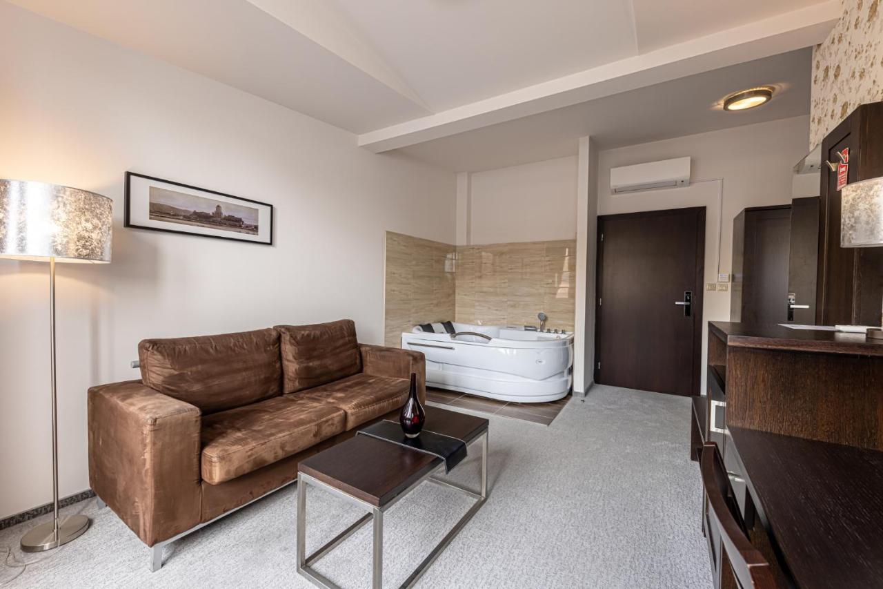 Bazilika Alatt Panzio 4*