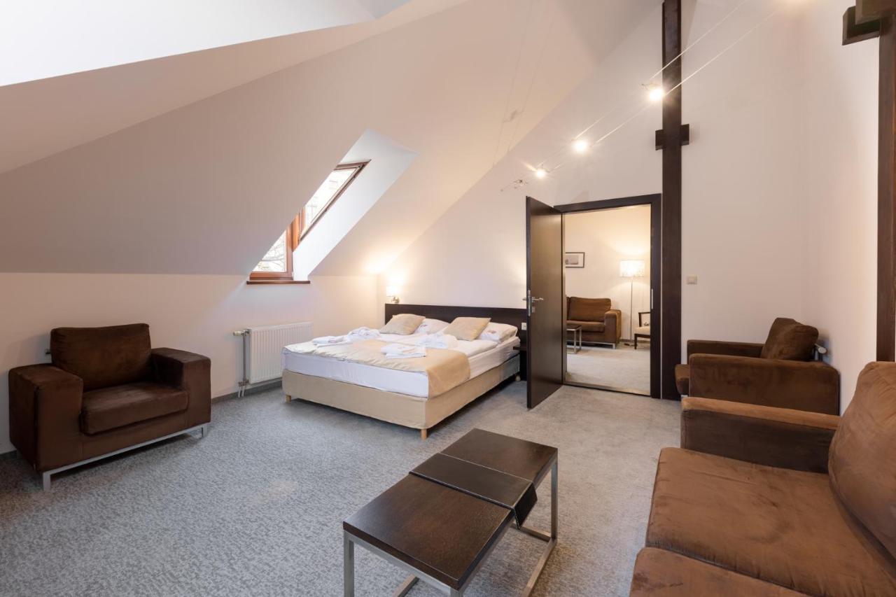 Bazilika Alatt Panzio Frühstückspension 4*