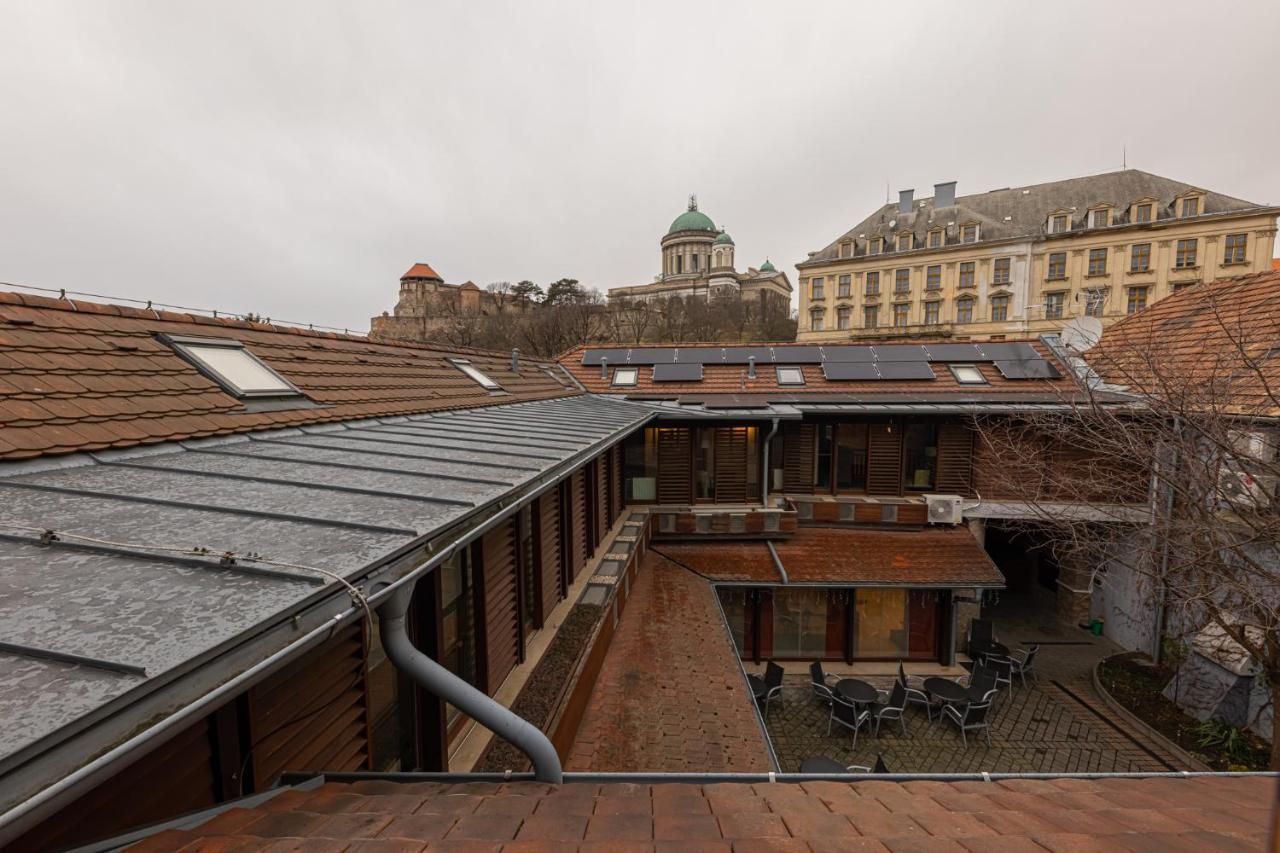 Frühstückspension Bazilika Alatt Panzio