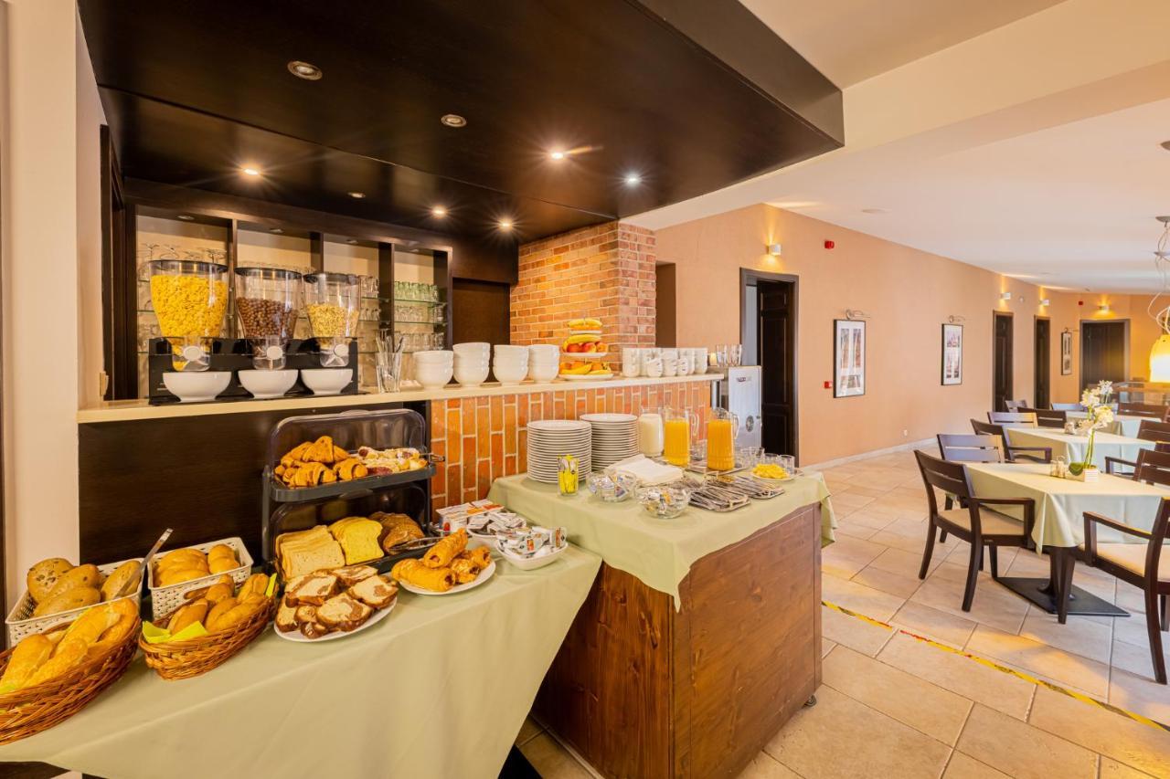 Couette-café Bazilika Alatt Panzio 4*