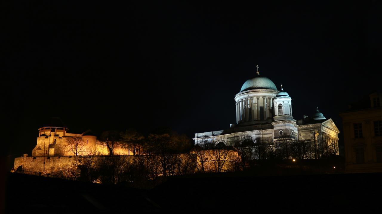 Bazilika Alatt Panzio 4* Esztergom