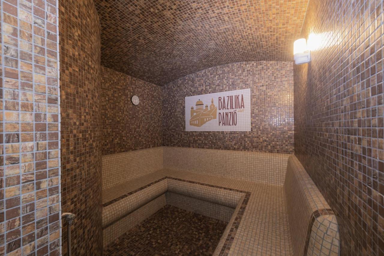 Bazilika Alatt Panzio Frühstückspension 4*